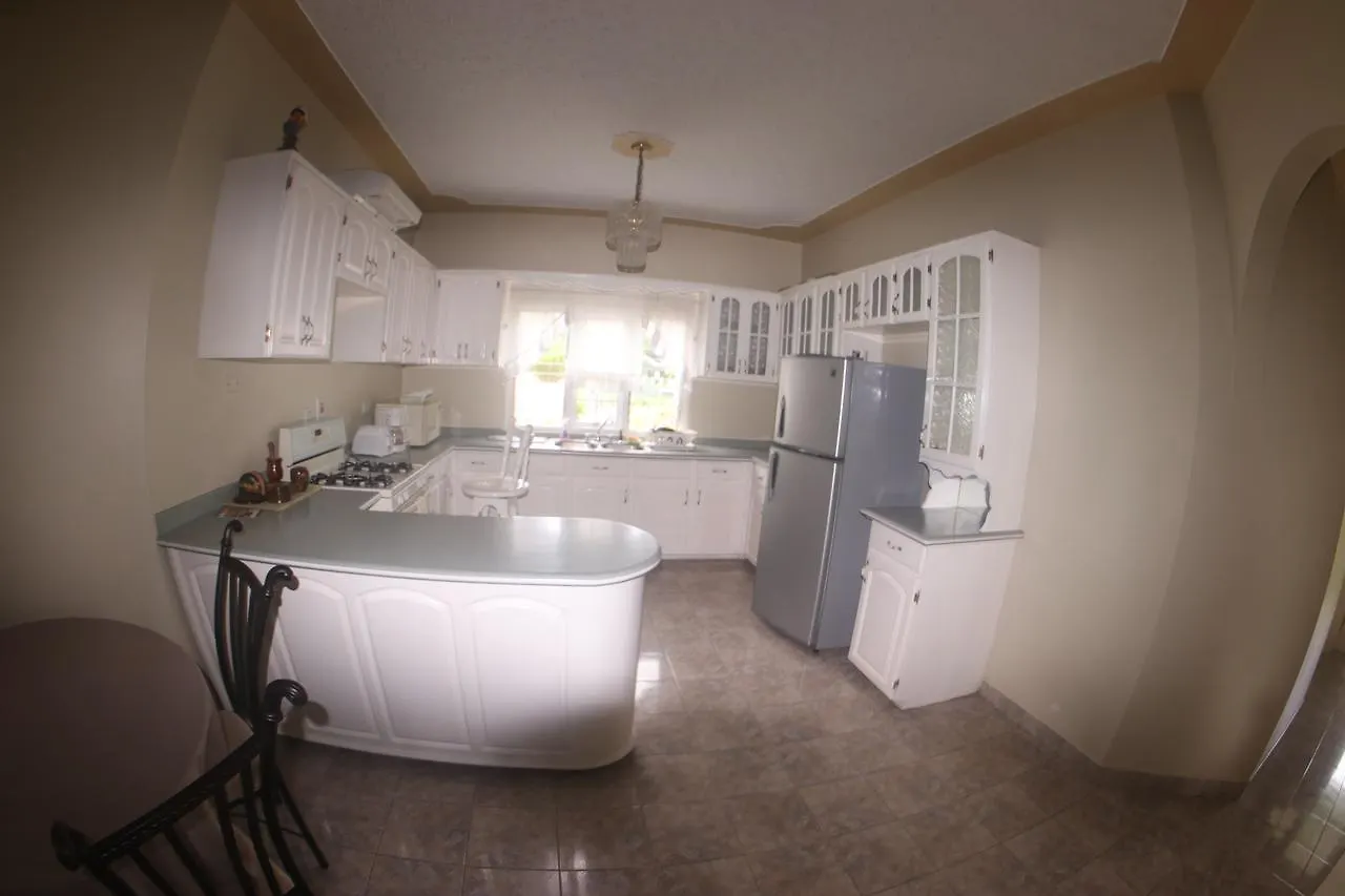 Apartamento Tower Royal Saint Maryʼs Jamaica